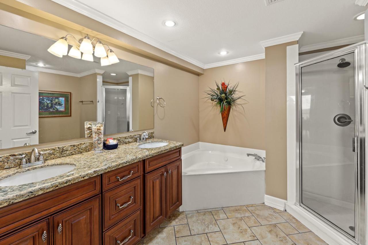 Gulf Front Master Bedroom! 2 Pools & Hot Tubs! Sleeps 8! بنما سيتي بيتش المظهر الخارجي الصورة